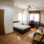 极乐园酒店 * 尼科西亚